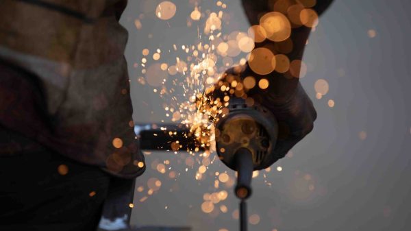 The Essentials of Metal Cutting: A Comprehensive Guide to Equipment and Consumables - Image 4